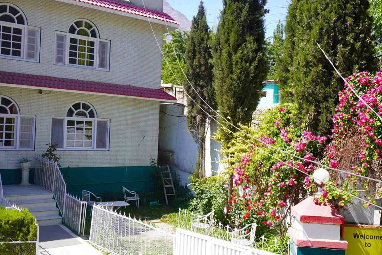 Hotel Dewanekhas Skardu Buitenkant foto