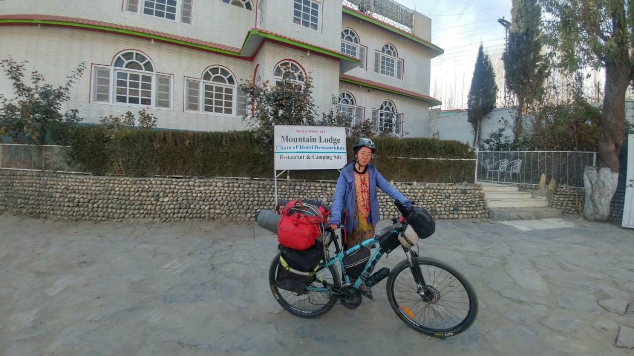 Hotel Dewanekhas Skardu Buitenkant foto